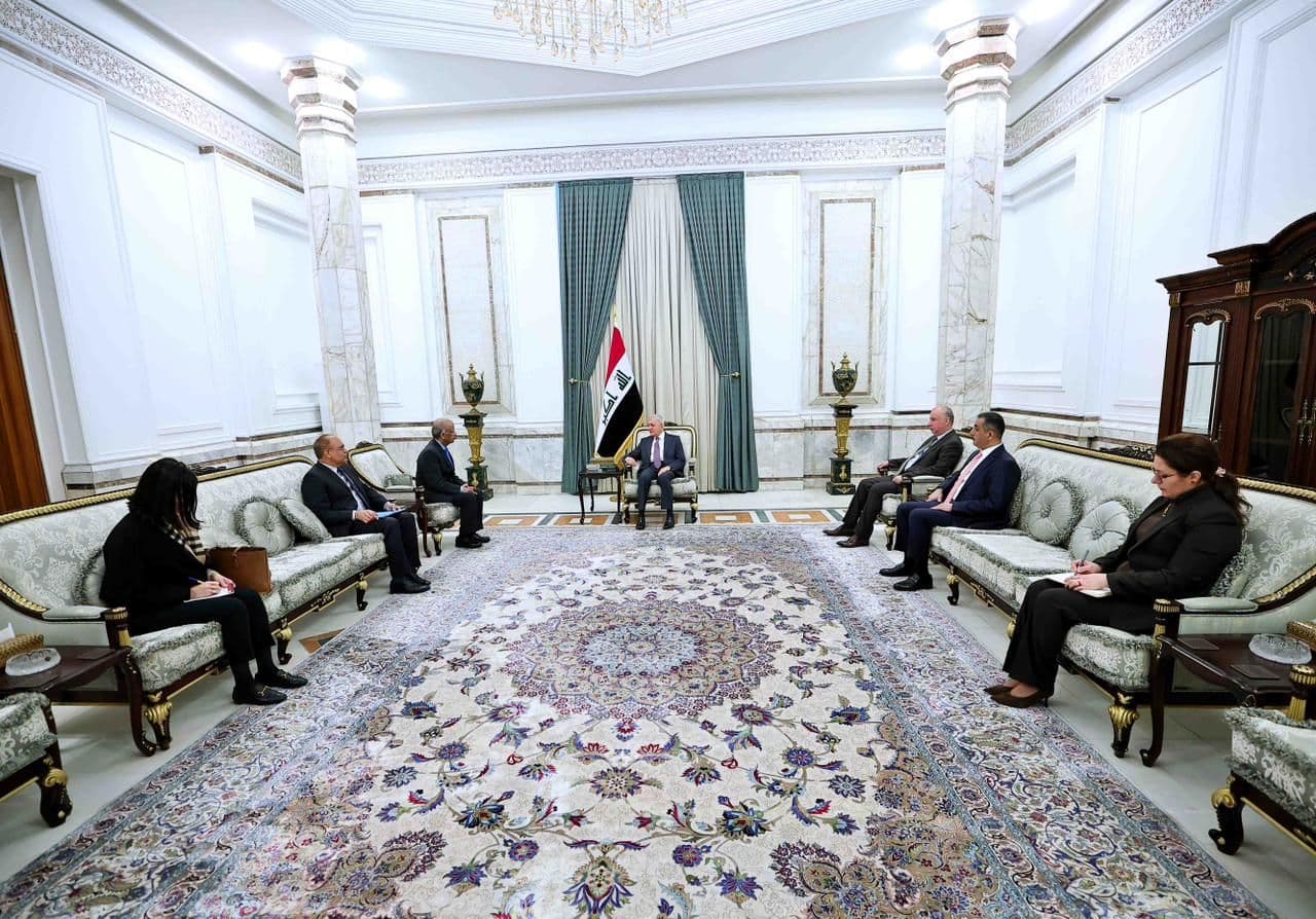 article gallery image