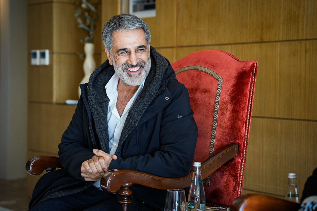 article gallery image