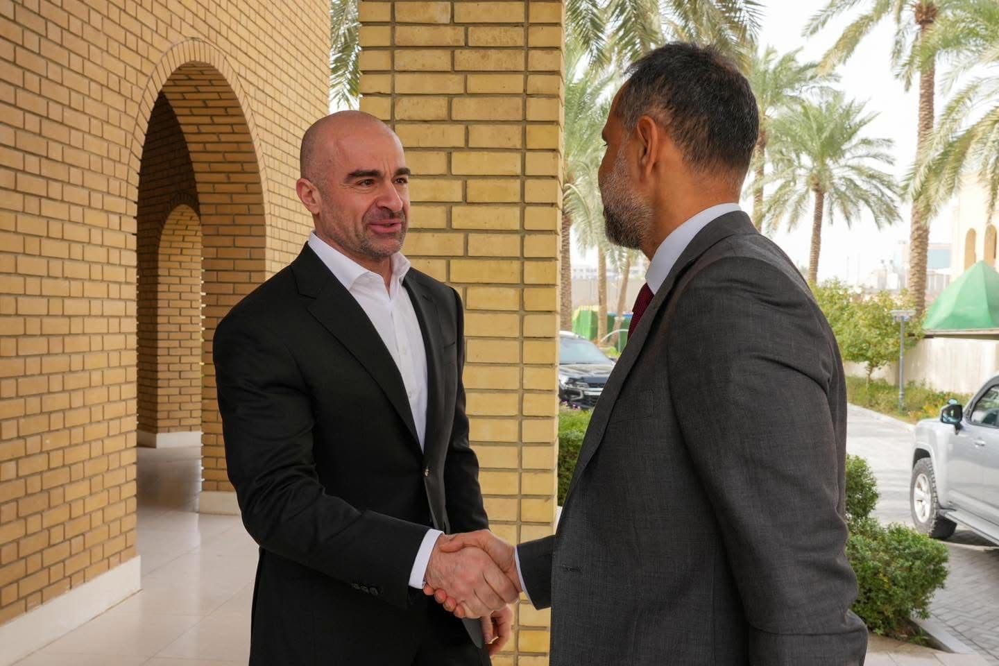 article gallery image