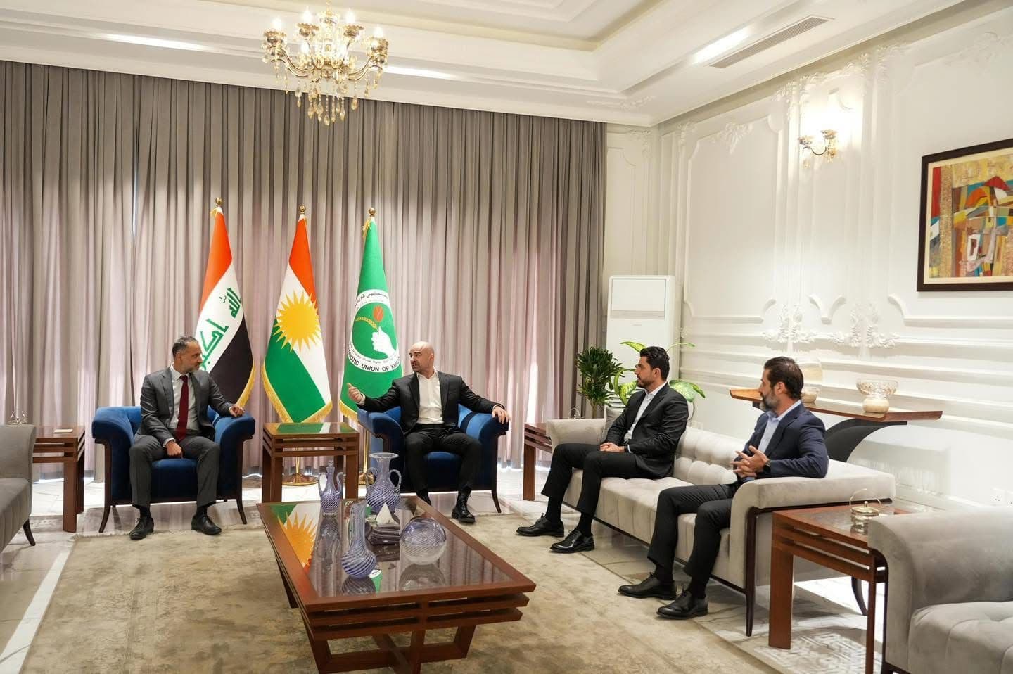 article gallery image