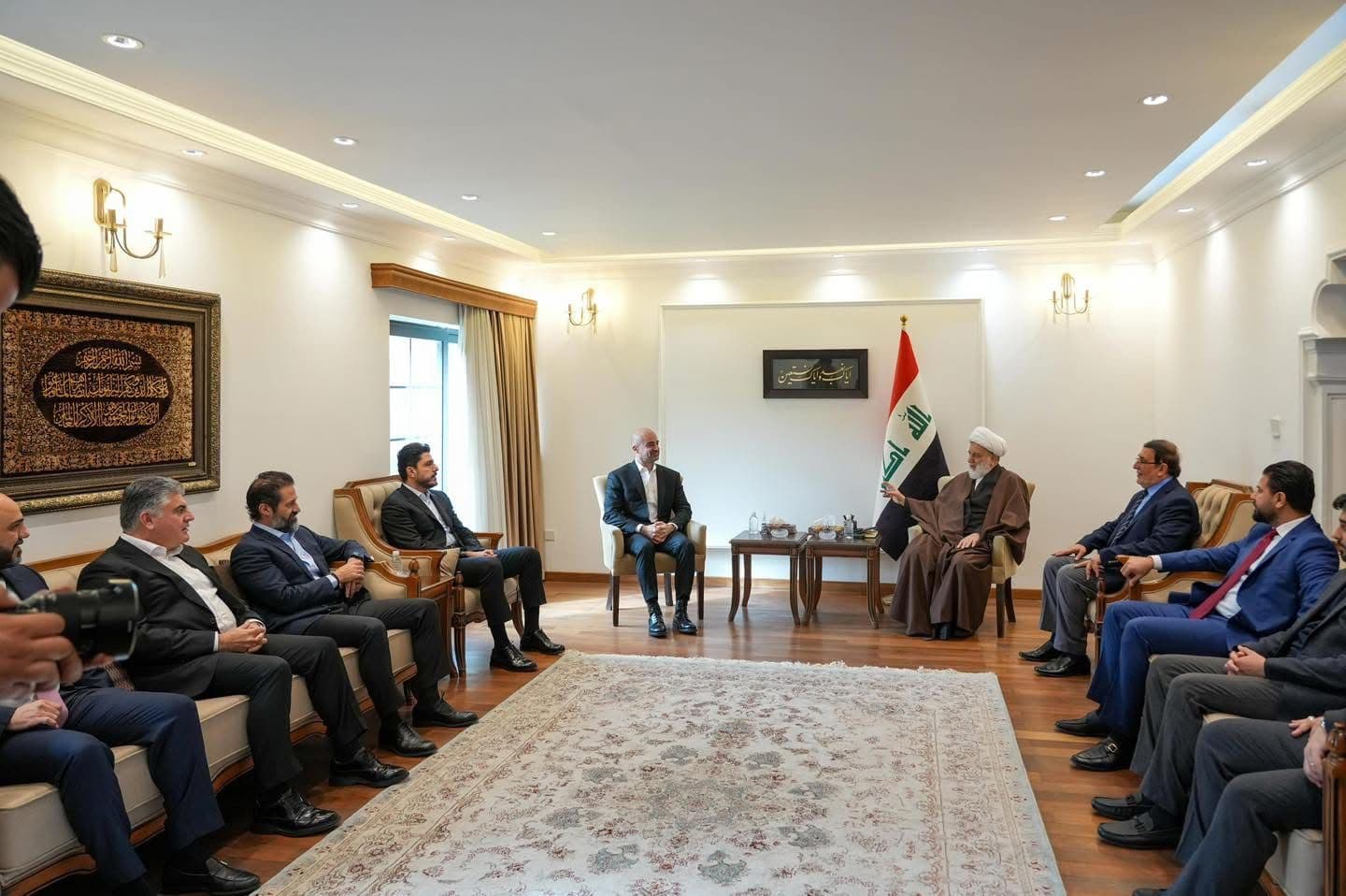 article gallery image