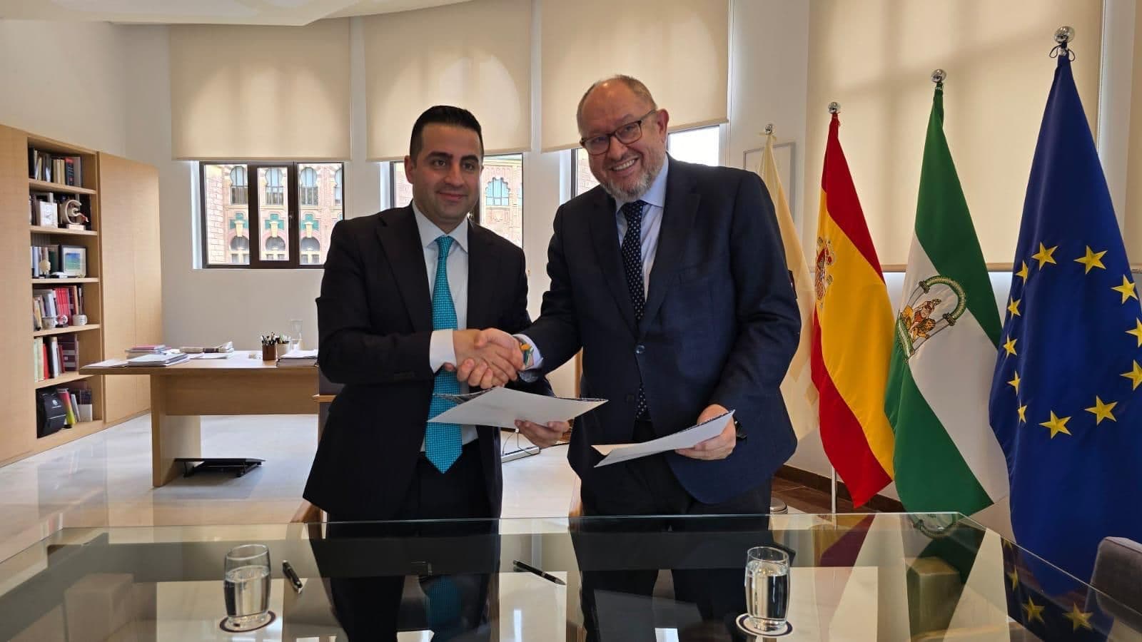 article gallery image