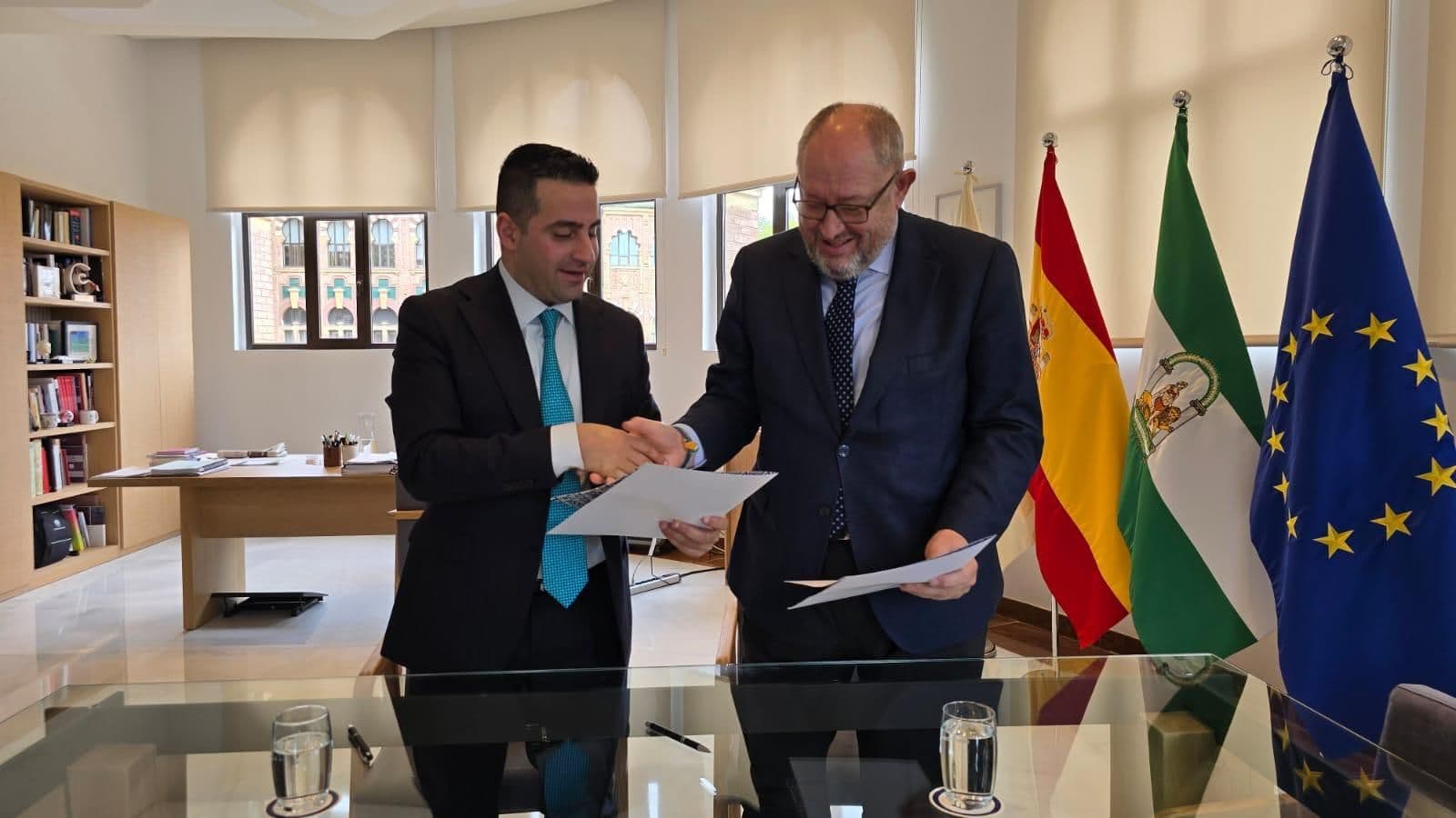 article gallery image