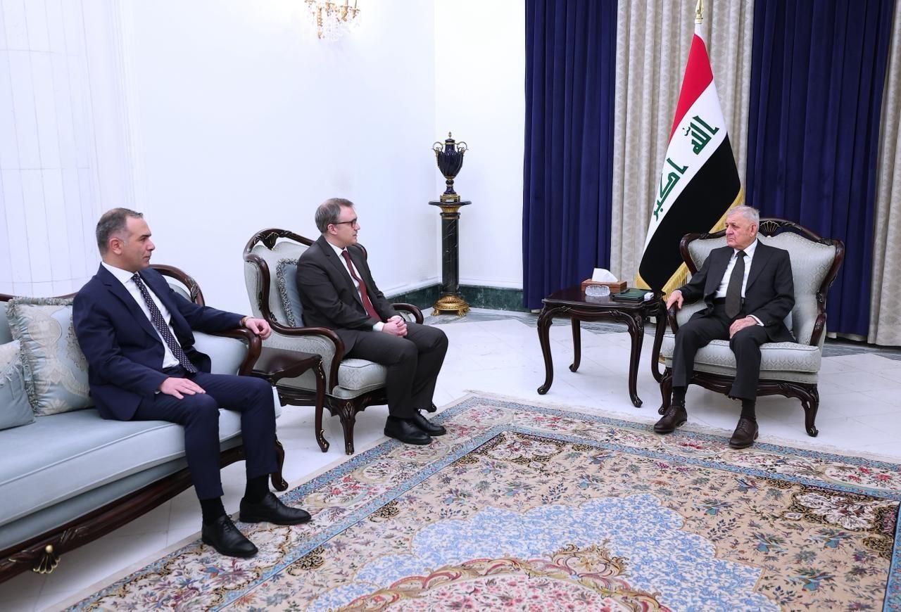 رئيس الجمهورية يؤكد رفض العراق استخدام أراضيه منطلقاً للاعتداء على الدول