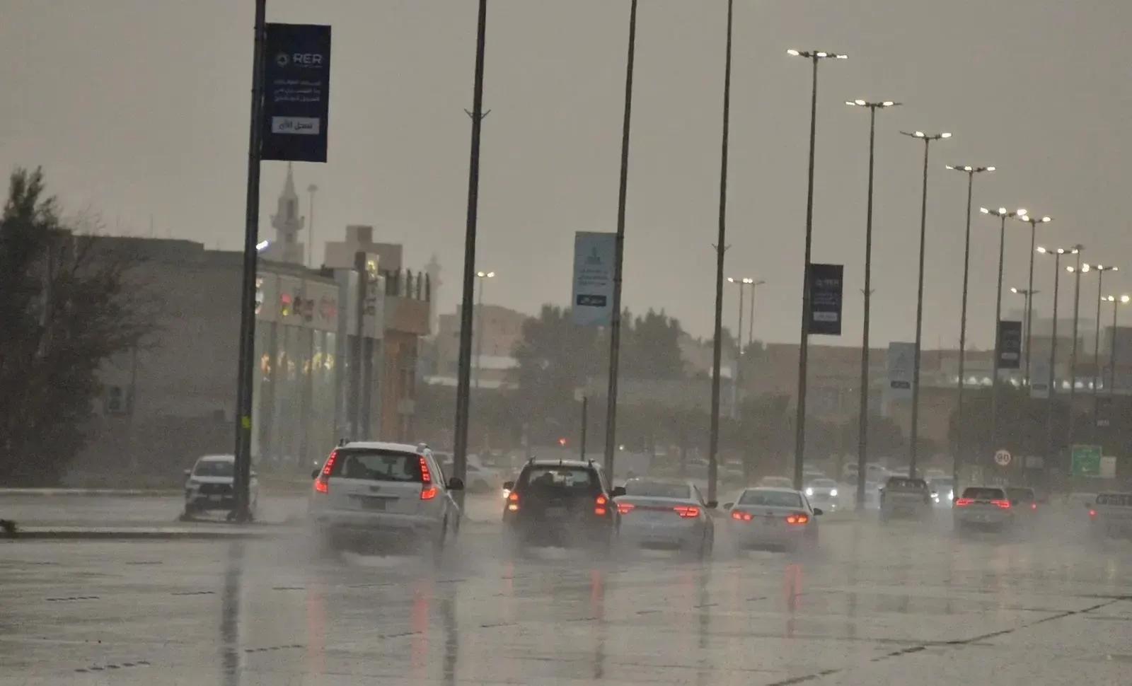 طقس العراق.. تساقط الامطار وانخفاض الحرارة بشكل كبير في معظم المحافظات 