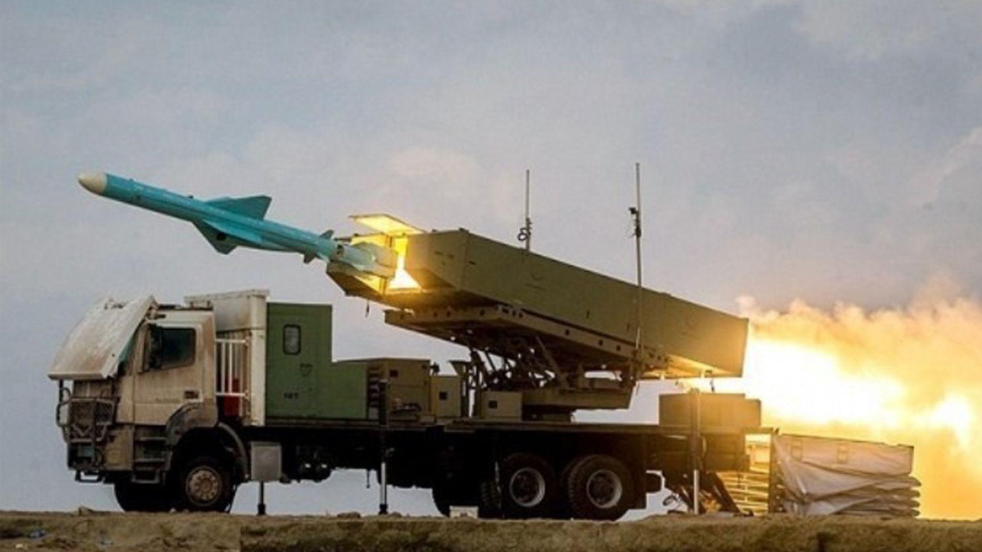 بەهۆی موشەكێكی حوسیەكانەوە لە ئیسرائیل ١٦ كەس برینداربوون