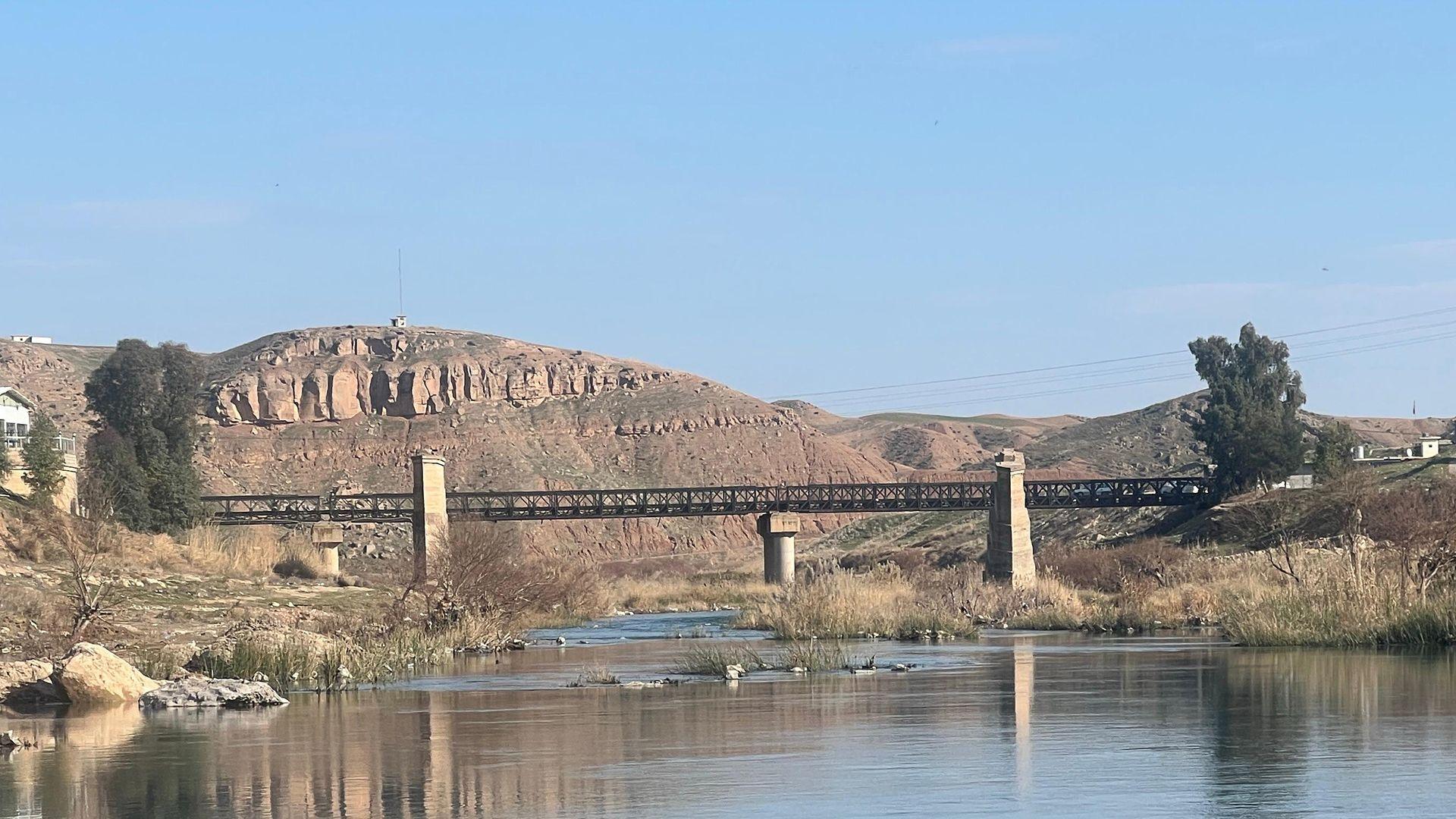 گەشتیارێک لە رووباری خازردا لە بەردەڕەش خنکا