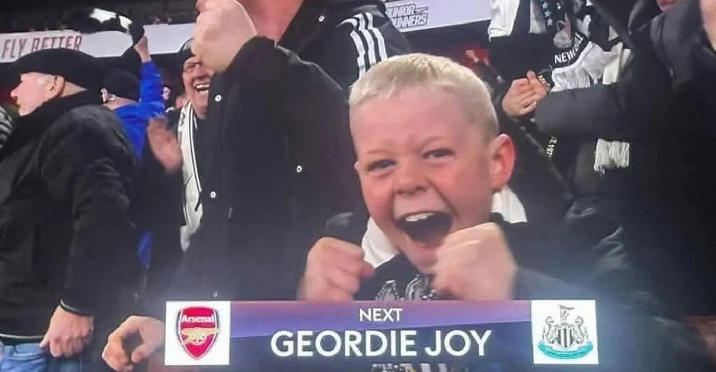 هاندەرە 9 ساڵانەکەی یانەی نیوكاسڵی ئینگلیزی"نەخۆشم دەچم بۆ نەخۆشخانە، بەڵام لە یاریگا بینرا"

