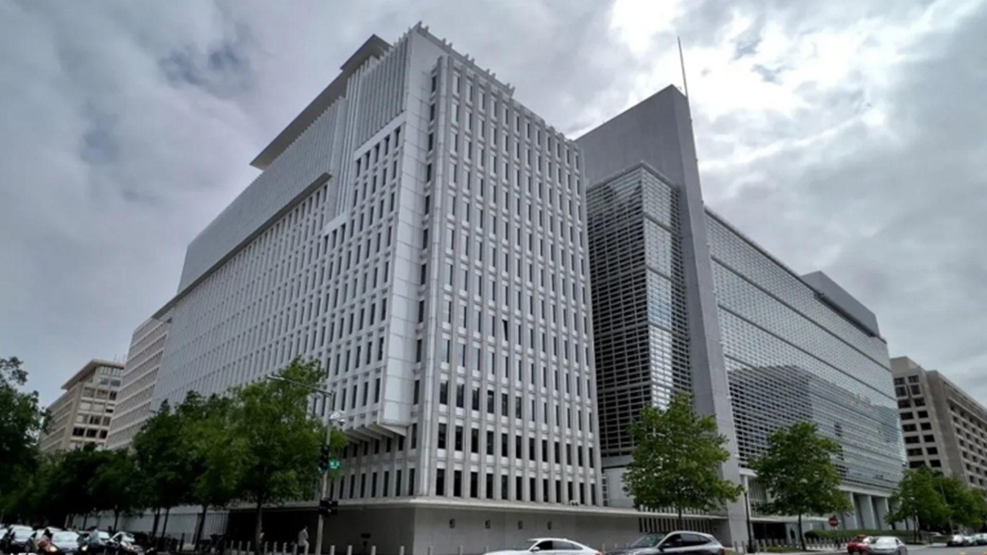 بانكی نێودەوڵەتی بە بڕی 930 ملیۆن دۆلار هاوكاری عیراق دەكات