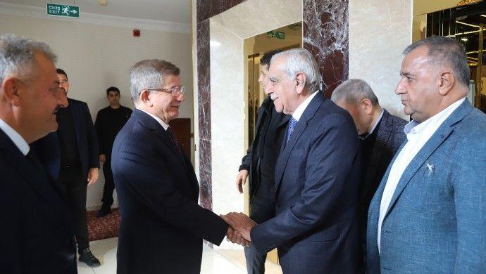 ئەحمەد تورك و ئەحمەد داود ئۆغڵو كۆبوونەوە