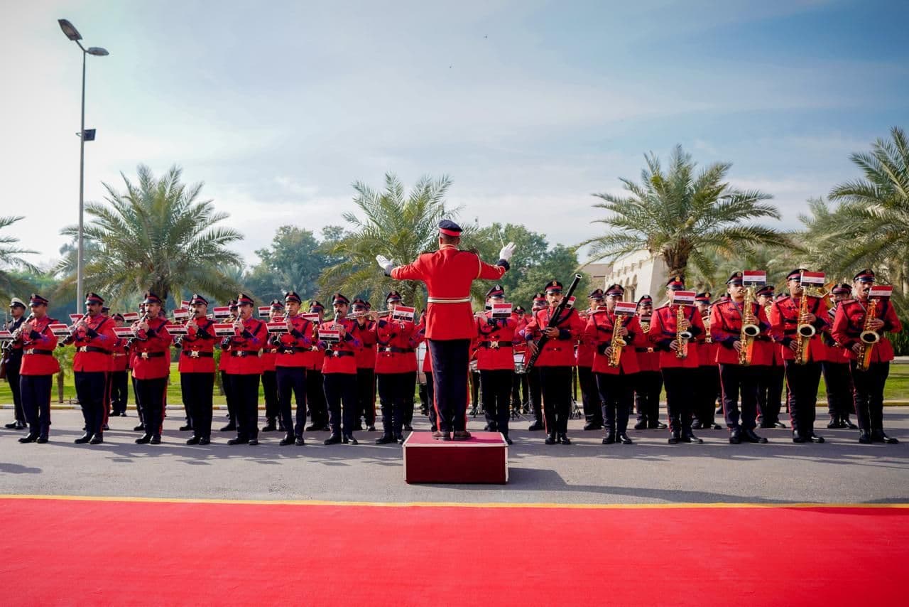 article gallery image