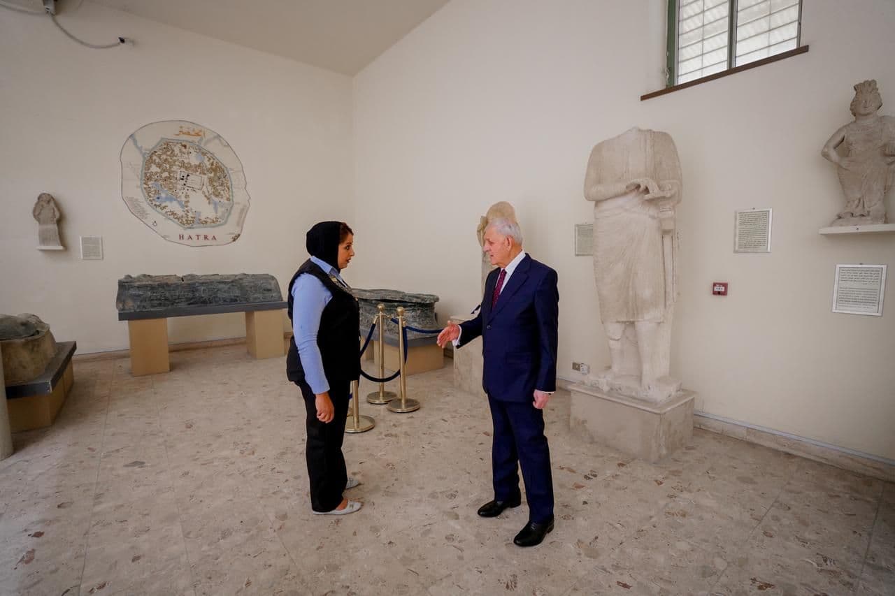 article gallery image