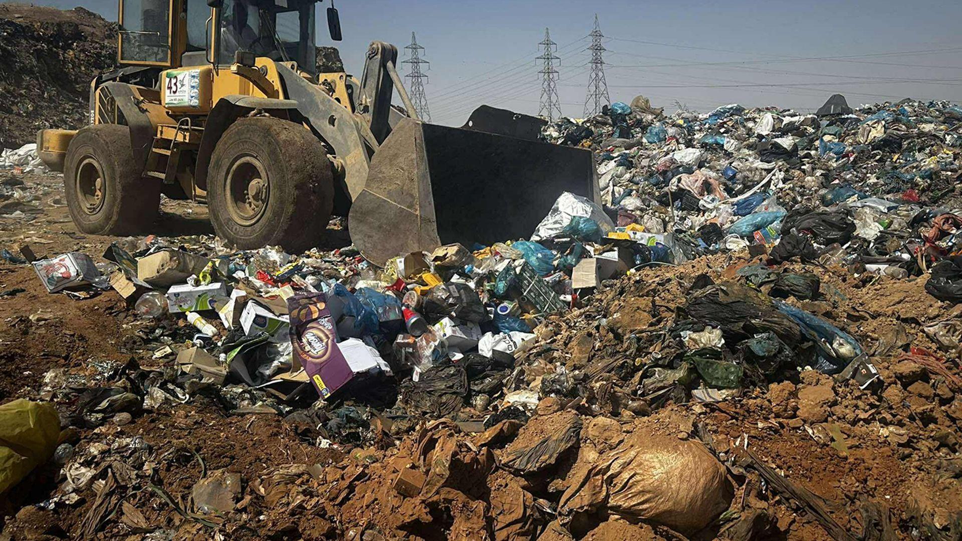 لەچەمچەماڵ سێ تۆن و شمەک و خۆراکی بەسەرچوو لەناوبرا