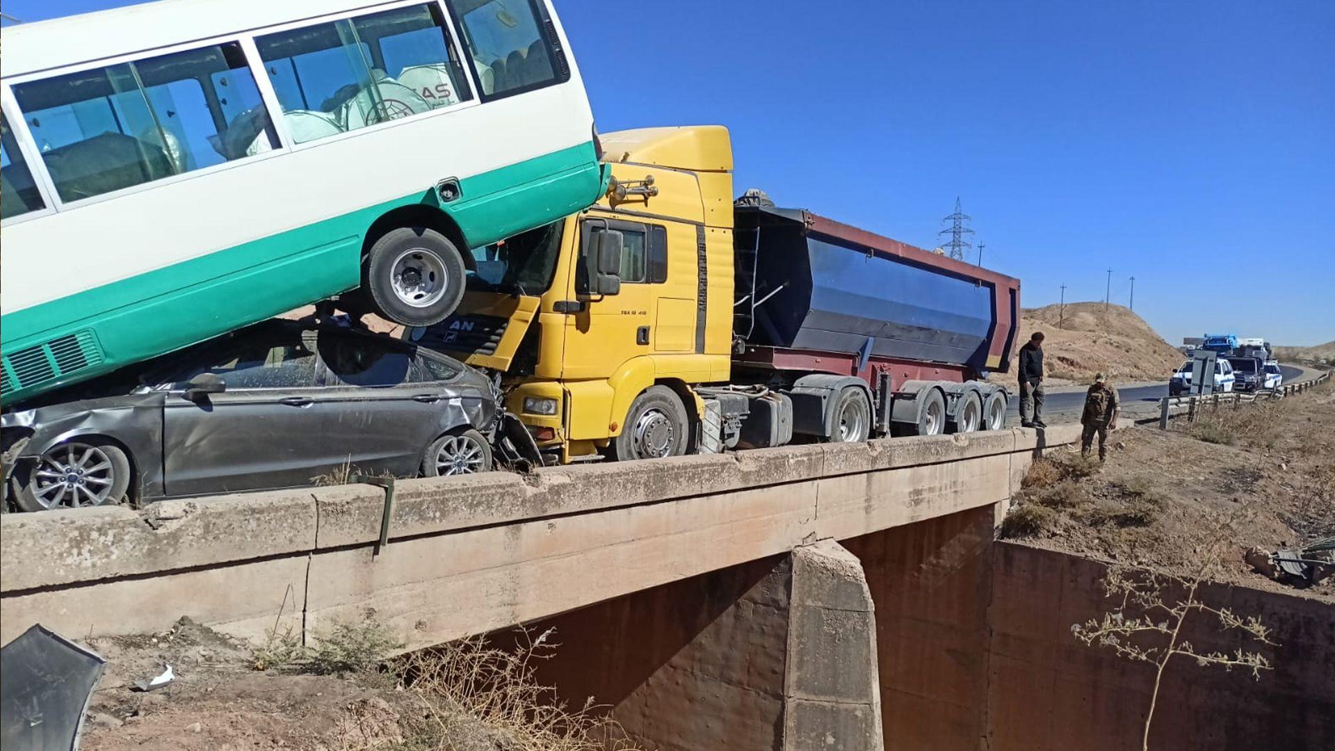بەهۆی روداوێکی هاتوچۆوە نۆ ئۆتۆمبێل پێکیاندادا