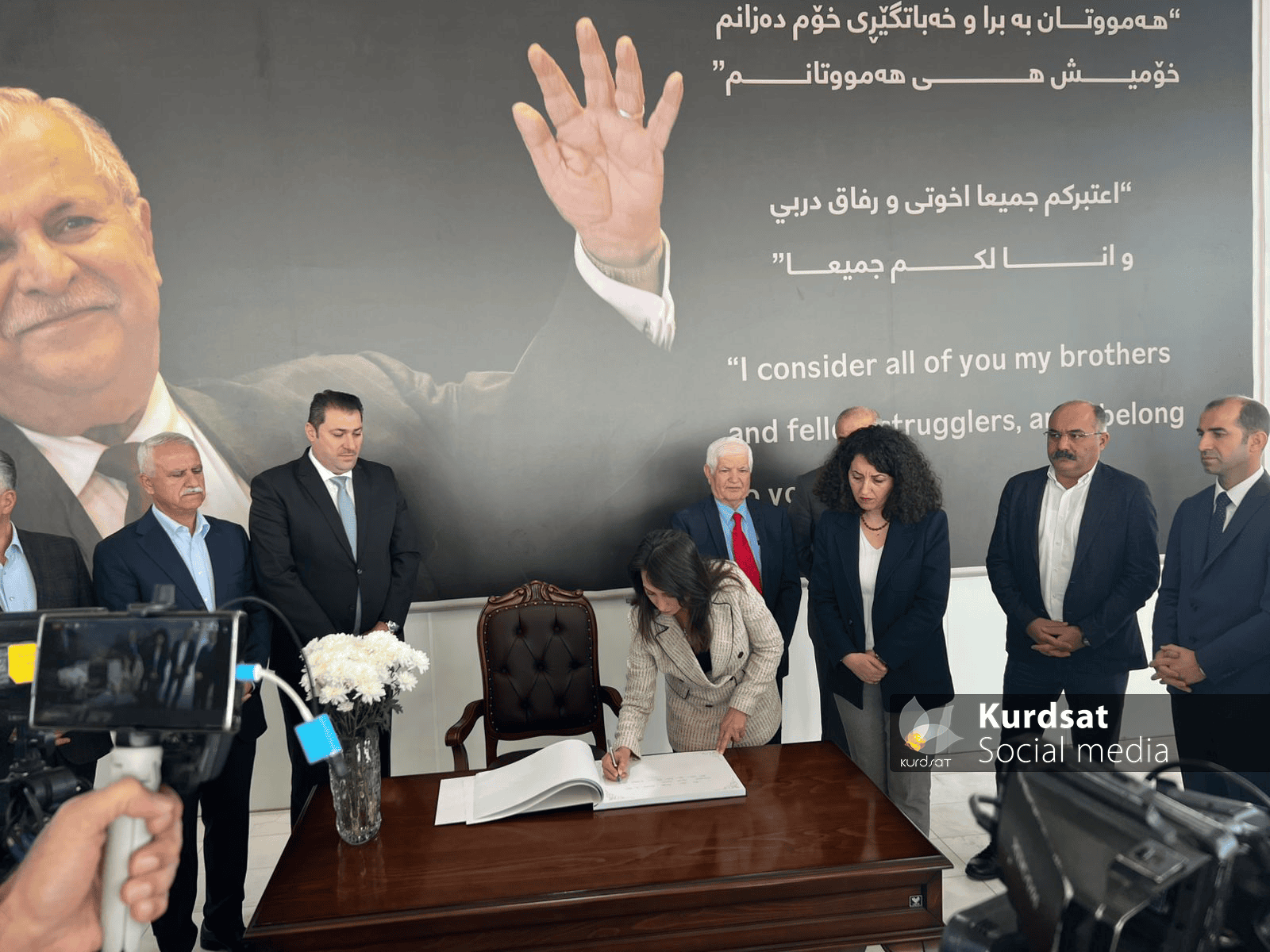article gallery image