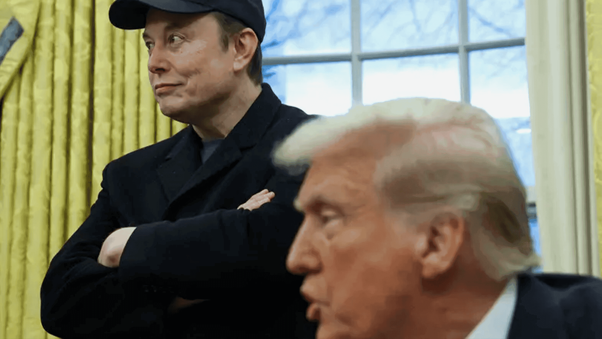 ترەمپ: بۆ پشتگیری مەسک سبەینێ تێسلایەک دەکڕم 