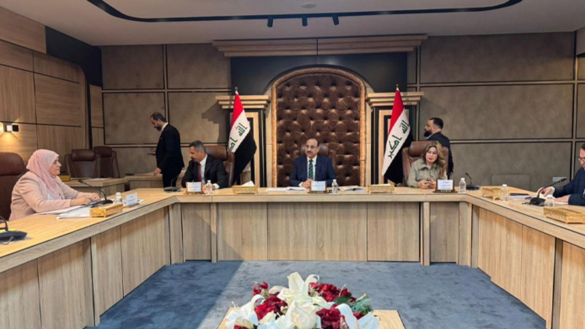 رۆژی سێشەممەی هەفتەی داهاتوو گفتوگۆ لەبارەی موچەی مانگی 12ی فەرمانبەرانی هەرێم دەکرێت