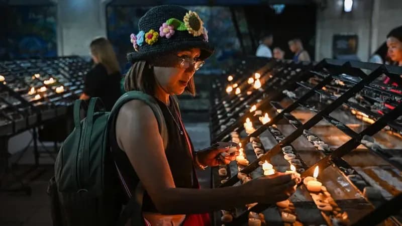 article gallery image