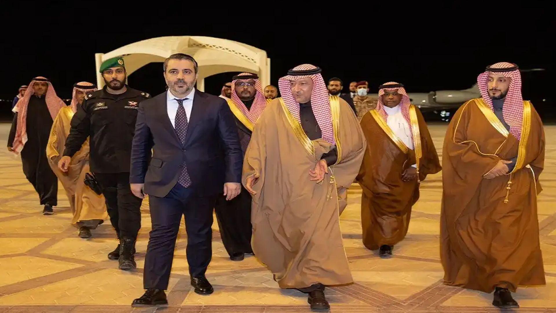 وەفدێكی باڵای حكومەتی نوێی سوریا گەیشتە سعودیە