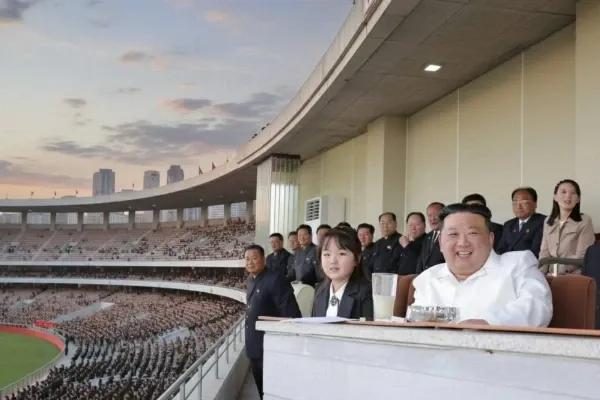 كوريا الشمالية تفتح شاشاتها للدوري الإنجليزي تحت خمس قوانين صارمة