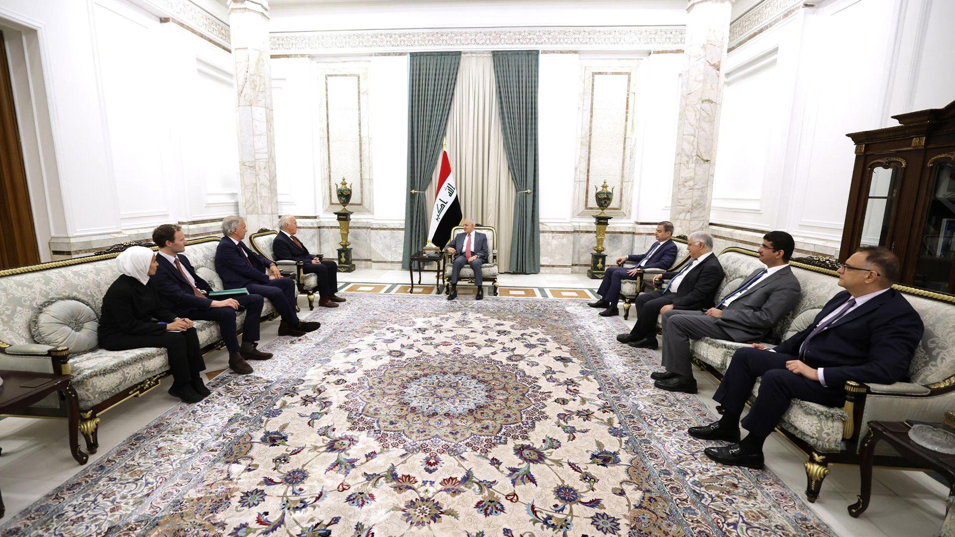 سەرۆک کۆمار پێشوازی لە بەڕێوەبەری جێبەجێکاری دامەزراوەی ئاشتی ئەوروپا دەکات