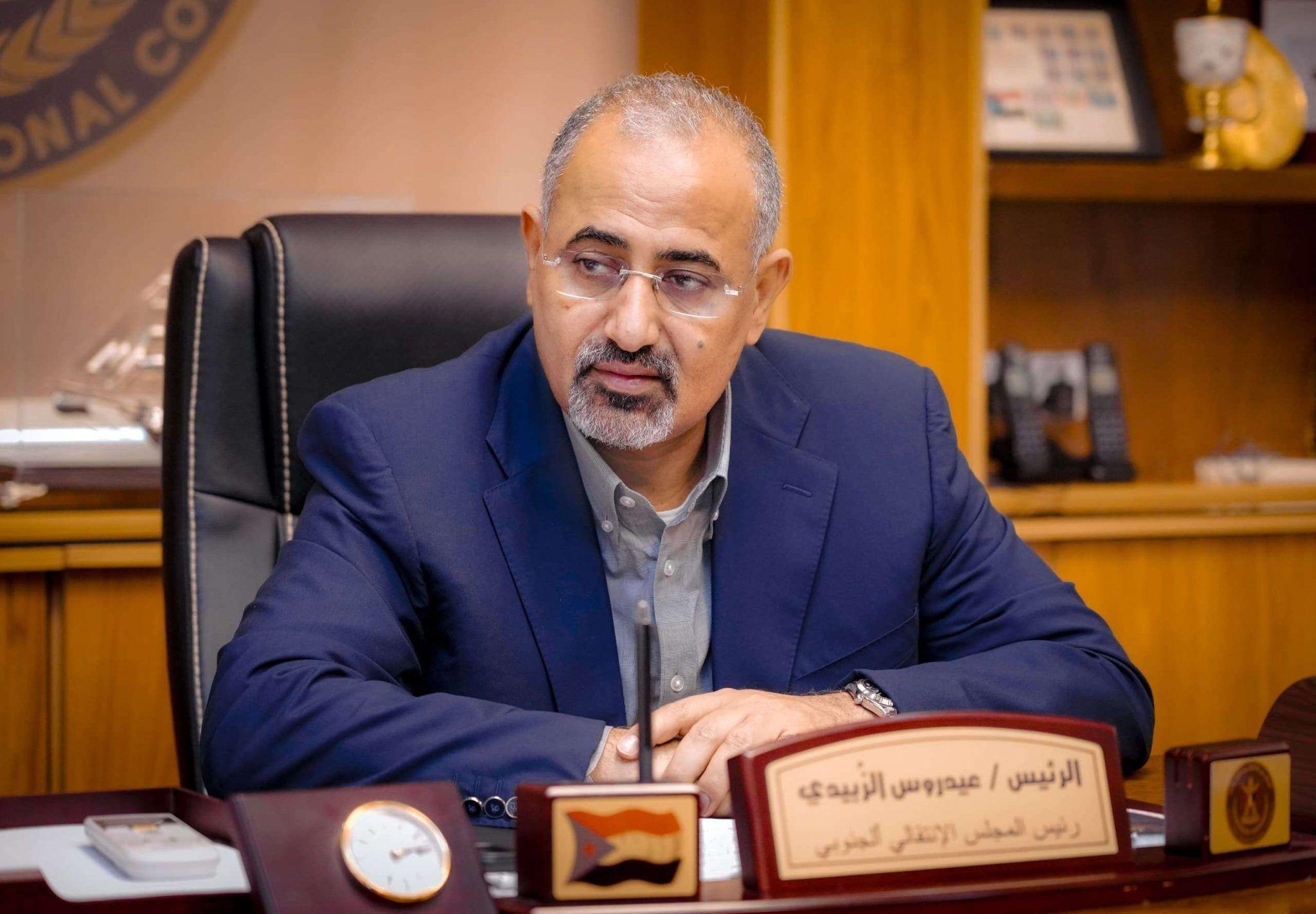 اليمن.. هروب رئيس المجلس الانتقالي الجنوبي عيدروس الزبيدي