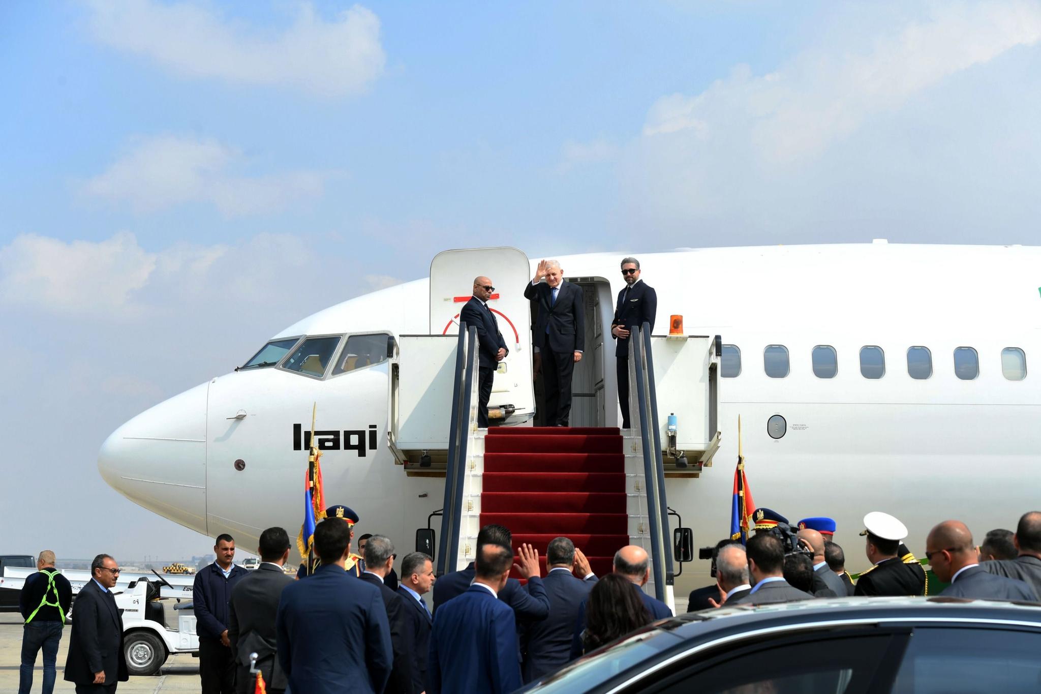 سەرۆک کۆمار دوای بەشداریکردن لەلوتکەی نائاسایی عەرەبی قاهیرە دەگەڕێتەوە وڵات