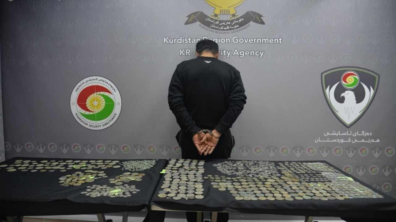 پێنج کەس بە تۆمەتی دزینی ژمارەیەکی زۆر شوێنەوار دەستگیرکران