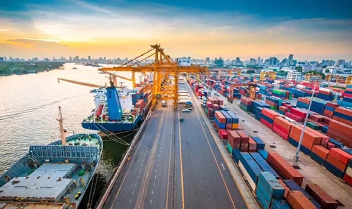 الهيئة العامة للجمارك تكشف عن البضائع المشمولة بزيادة الرسوم