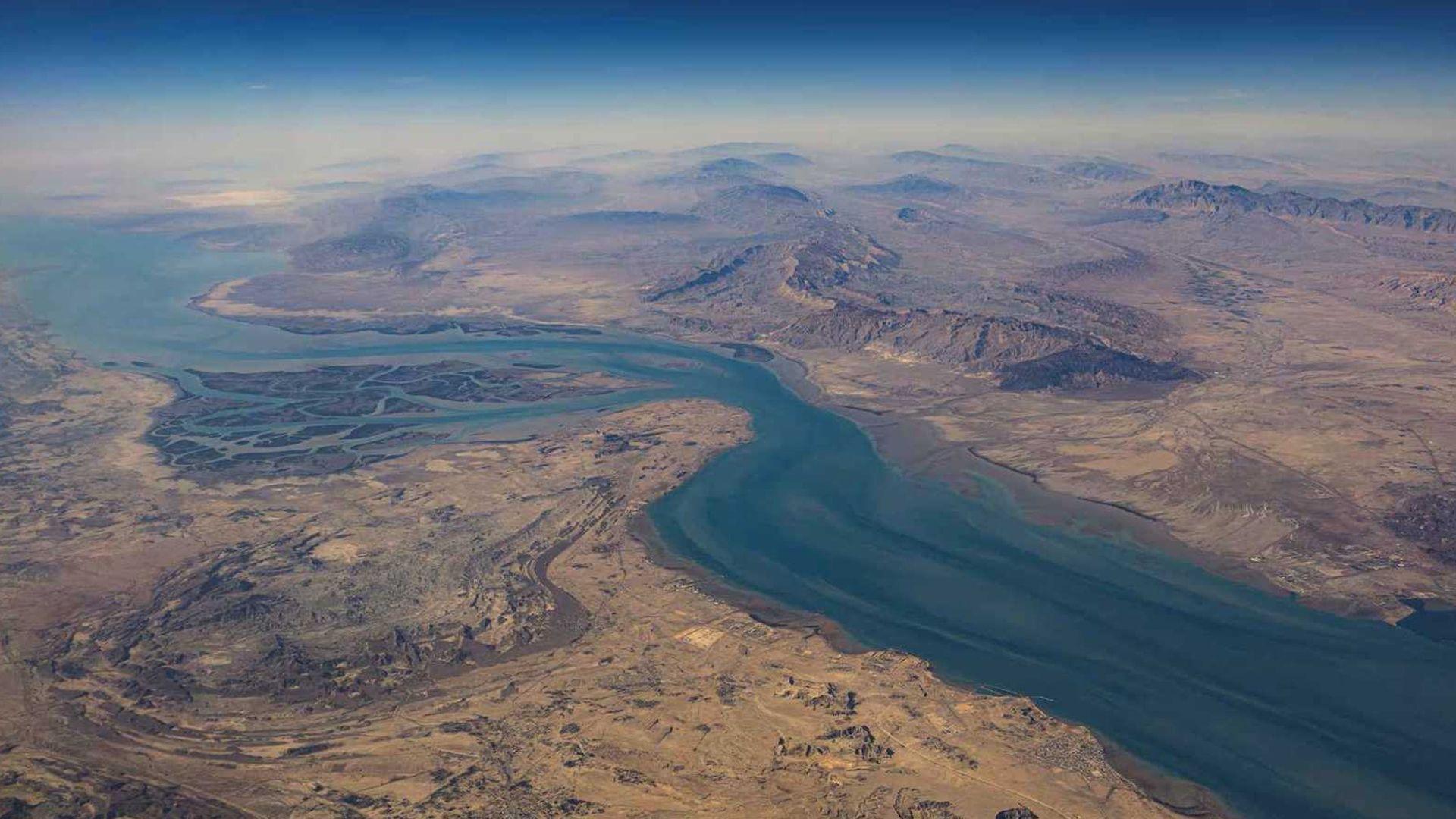 بەریتانیا ئامادەیی نیشان دەدات بۆ لابردنی مینەكان لە گەروی هورمز