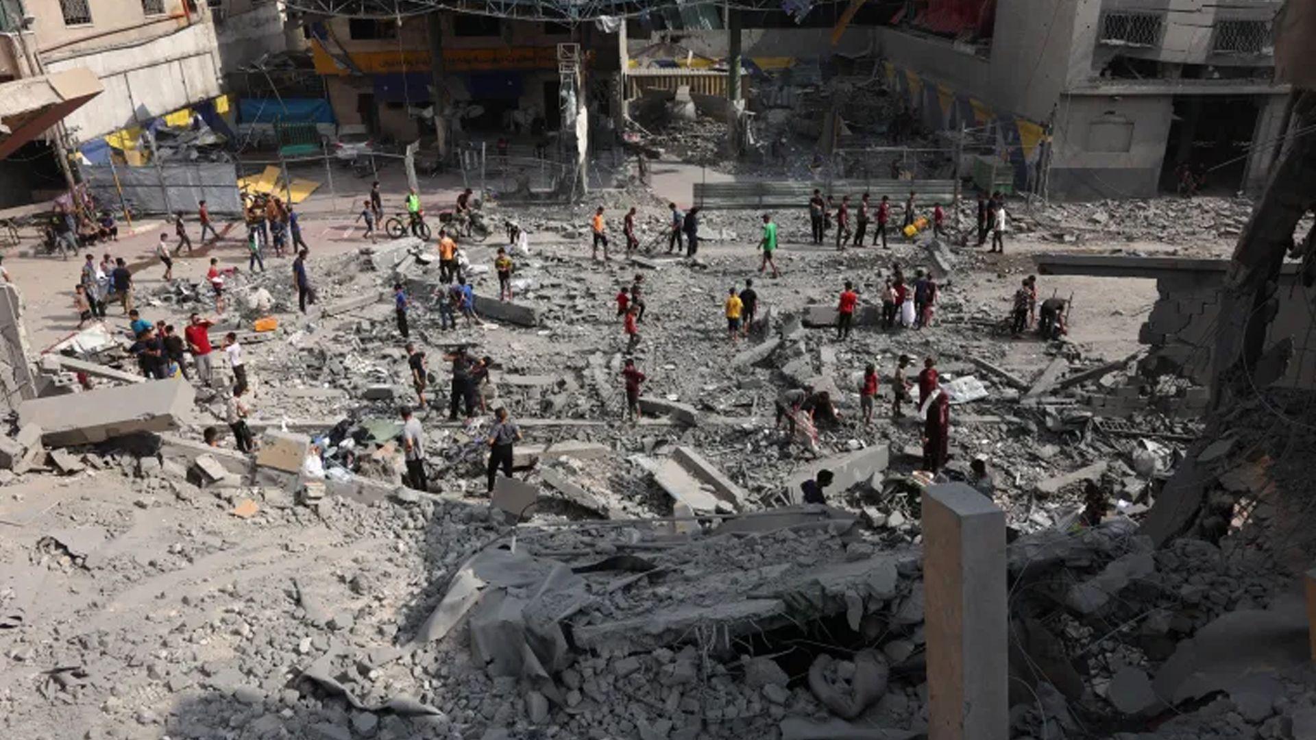  ئەمڕۆ بەهۆی هێرشەکانی سوپای ئیسرائیلەوە بۆ سەر کەرتی غەززە زیاتر لە 30 کەس کوژراون 