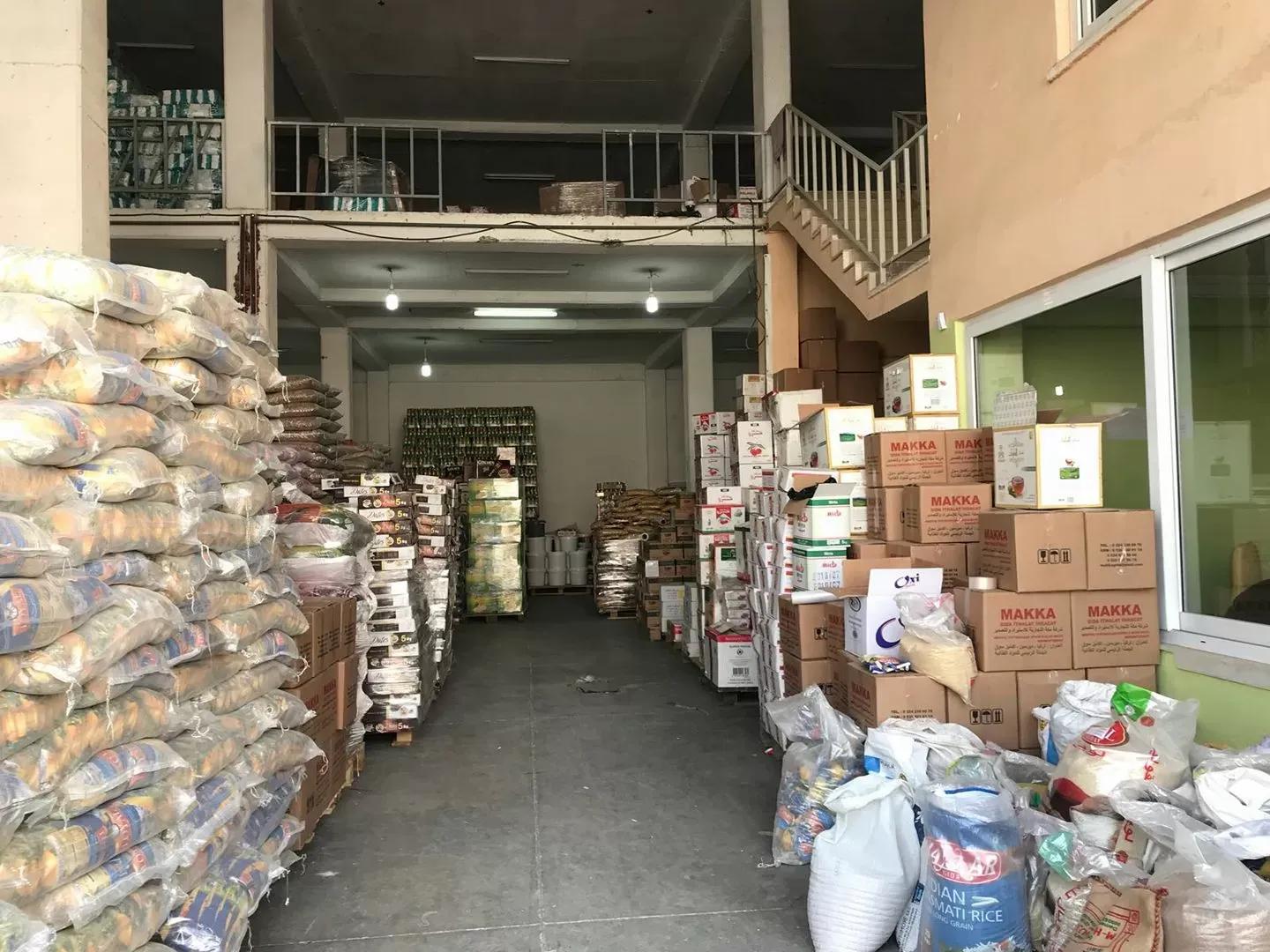 وەزیری بازرگانی عیراق: بەشی شەش مانگ خۆراك لە كۆگاكان هەیە