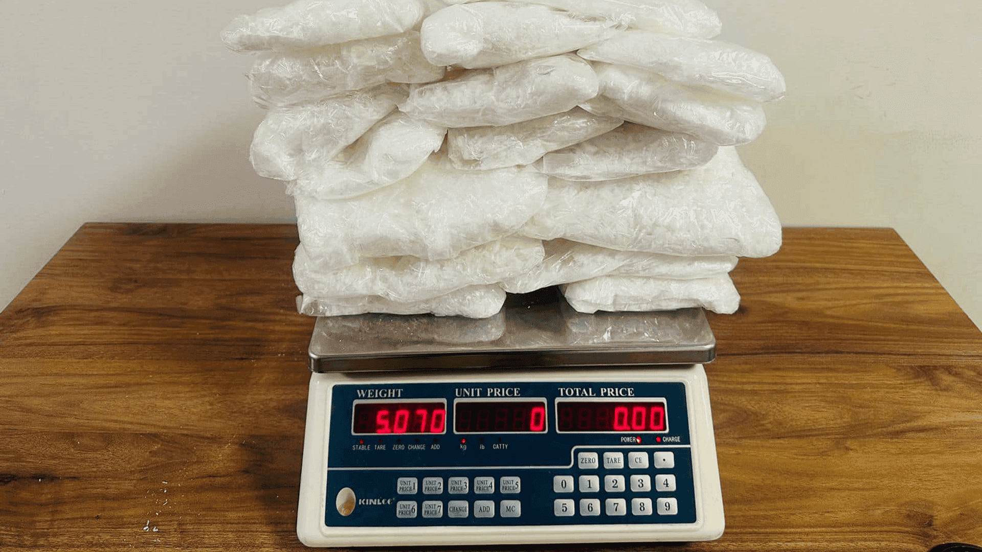 لە هەولێر سێ بارزگانی بیانی ماددەی هۆشبەر دەستگیركران
