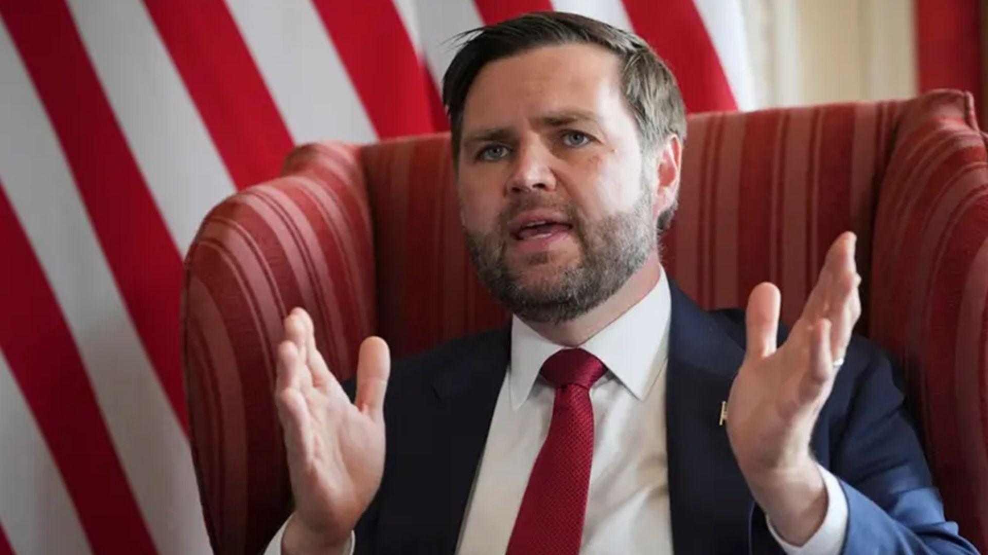 جەی دی ڤانس: کۆبوونەوەی نێوان پوتن و زیلینسکی بۆ کۆتایهێنان بە جەنگ رێکدەخەین