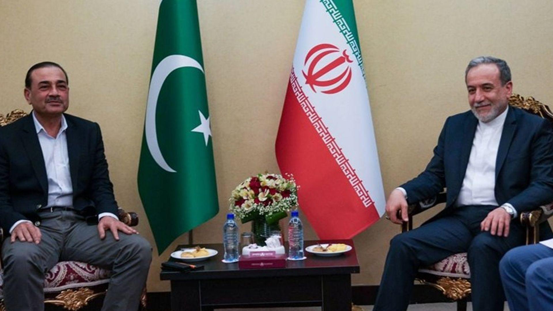 سوپاسالاری پاكستان و وەزیری دەرەوەی ئێران لە تاران كۆبوونەوە