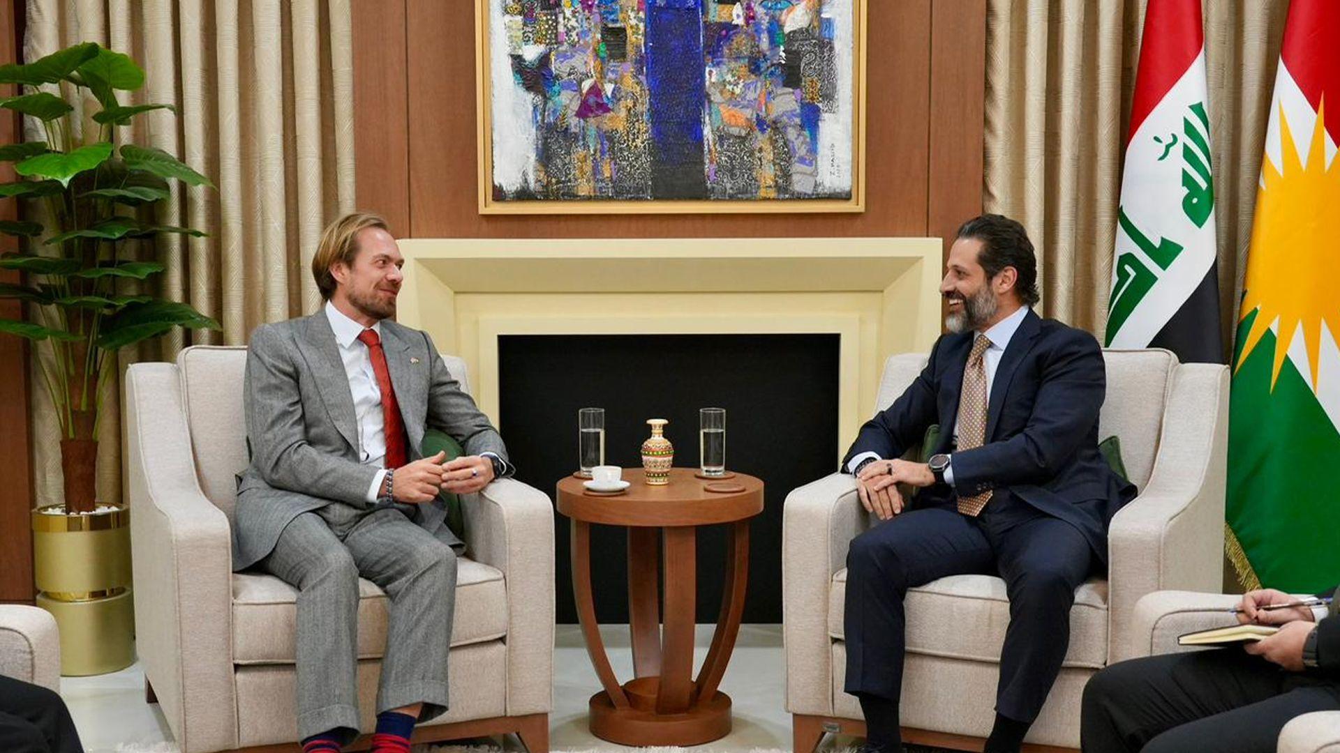 قوباد تاڵەبانی لەگەڵ کونسوڵی گشتیی بەریتانیا کۆبووەوە