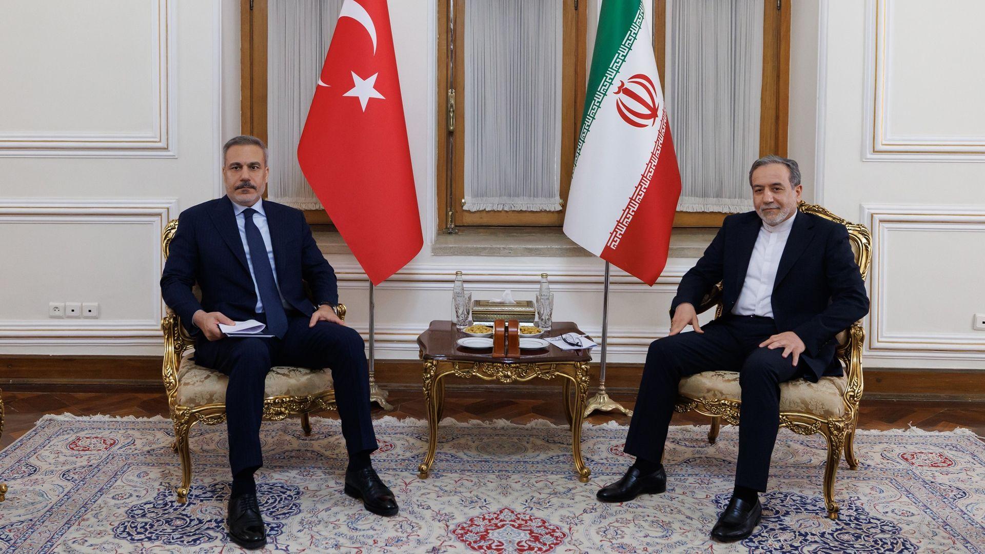 وەزیری دەرەوەی توركیا و ئێران لە تاران كۆبونەوە