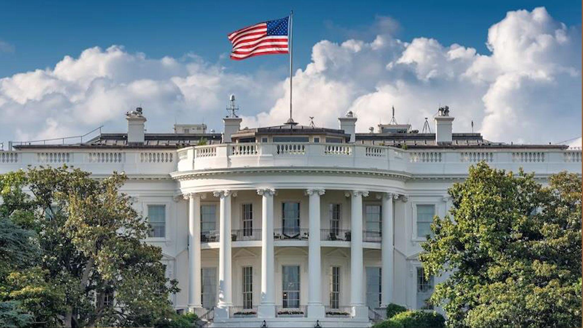 كۆشكی سپی: نەبوونی بودجە كێشە بۆ رادەستكردنی دەسەڵات بە ترەمپ دروست دەكات