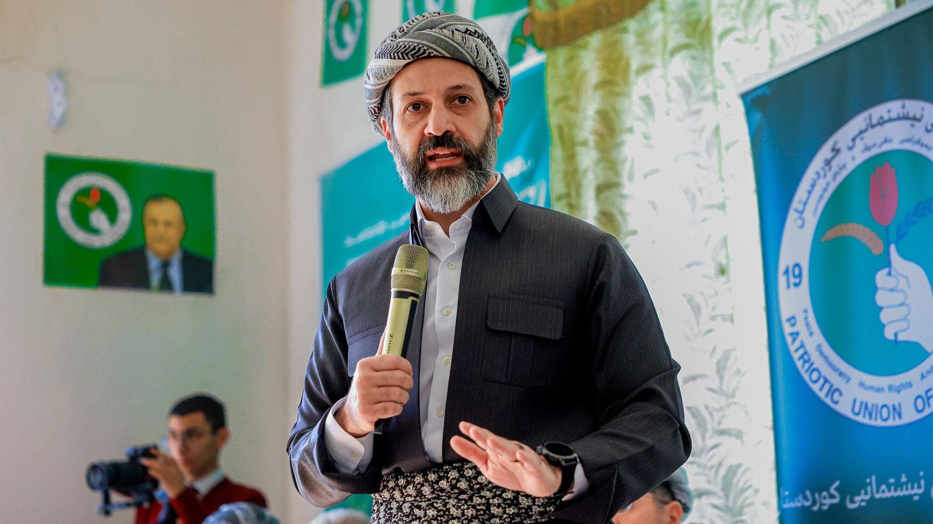 قوباد تاڵەبانی: کێشەی موچە بە پینەوپەڕۆ چارەسەر ناکرێت