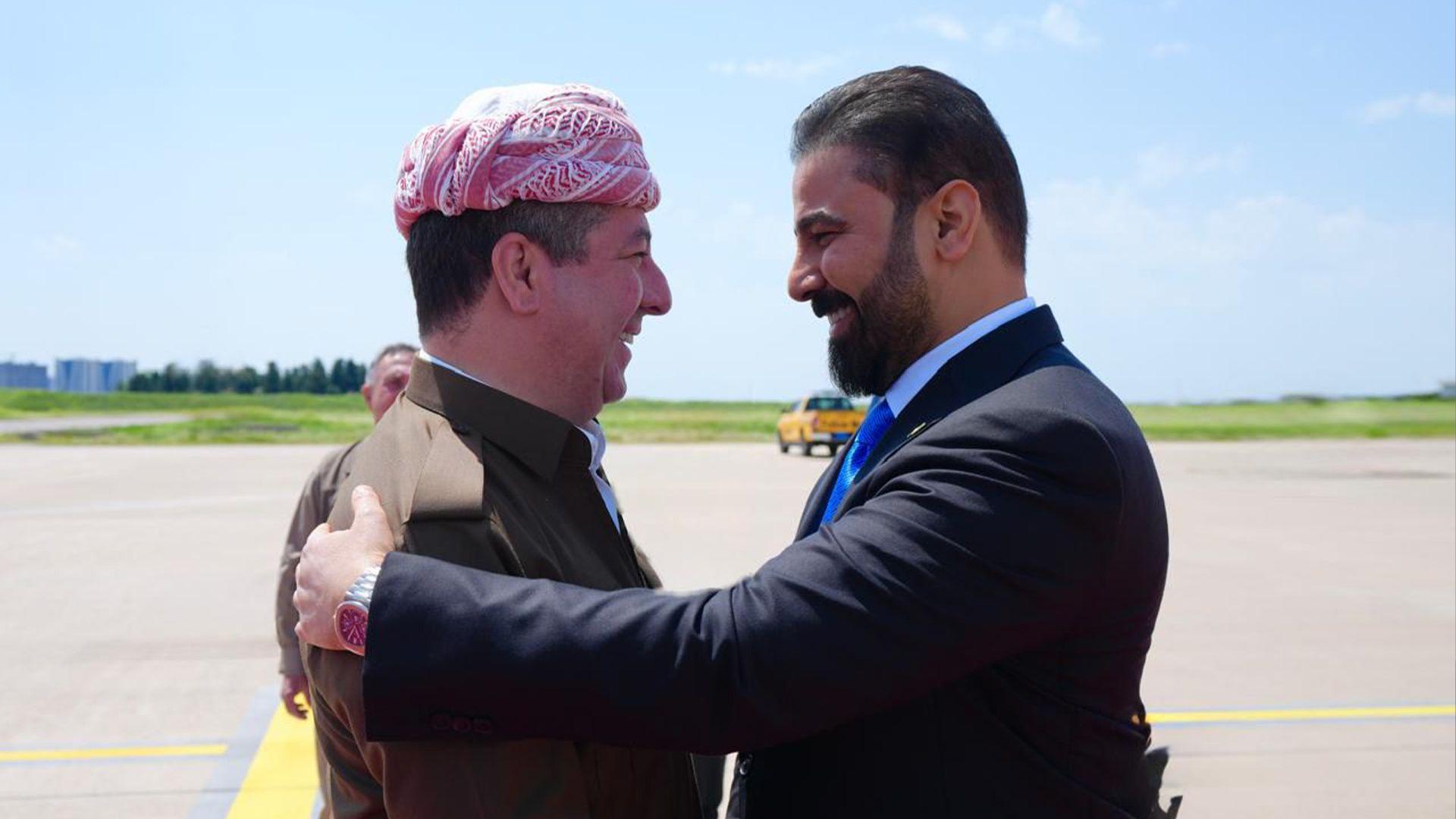 عەلی زەیدی، سەرۆک وەزیرانی راسپێردراوی عیراق گەیشتە فڕۆکەخانەی هەولێر و مەسرور بارزانی چووە پێشوازی