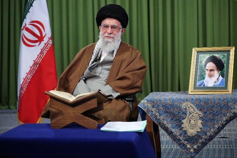 المرشد الايراني: لا ينبغي تضخيم هجوم إسرائيل على إيران