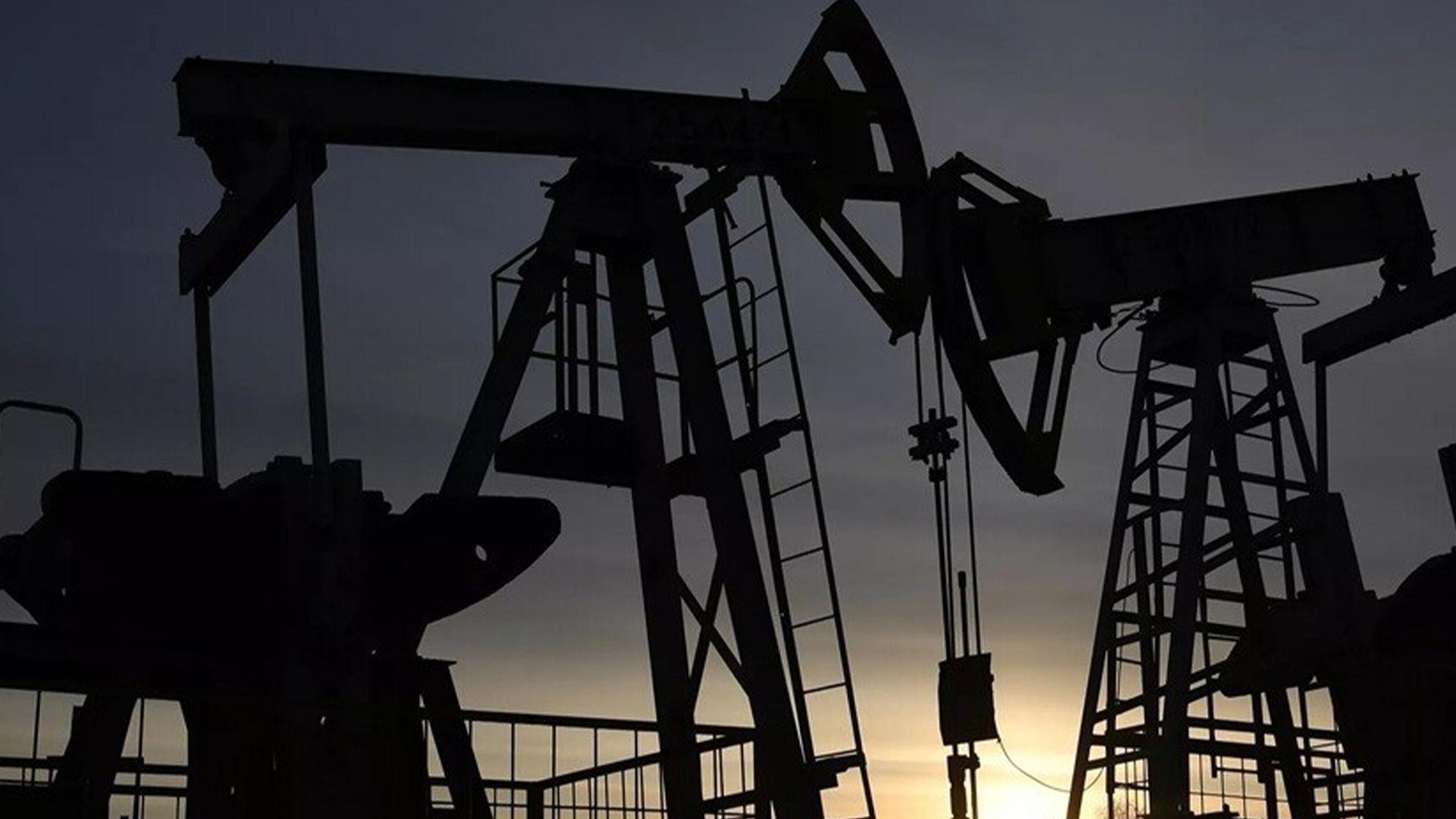 ئەمریكا ماوەی سوككردنی سزاكانی سەر نەوتی روسیا درێژ دەكاتەوە