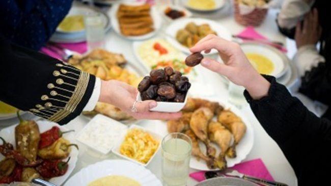 كيف تفقد الوزن بنجاح خلال شهر رمضان؟