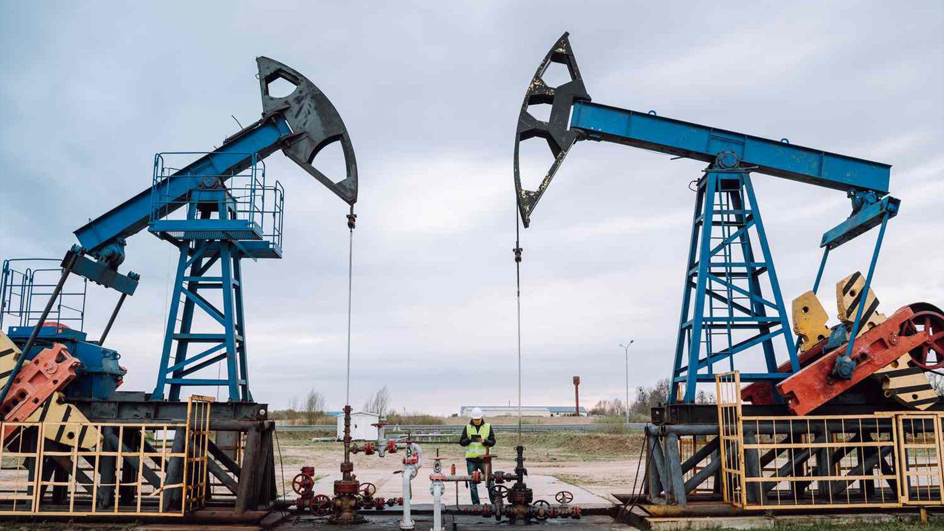 نرخی نەوت لە بازاڕەکانی جیهان دابەزی