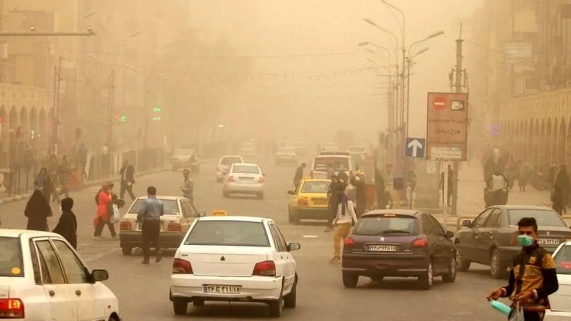 بەهۆی پیسبوونی هەواوە لە 48 سەعاتدا 1400 کەس لە خـۆزسـتـان رەوانـەی نەخۆشخانە کراون