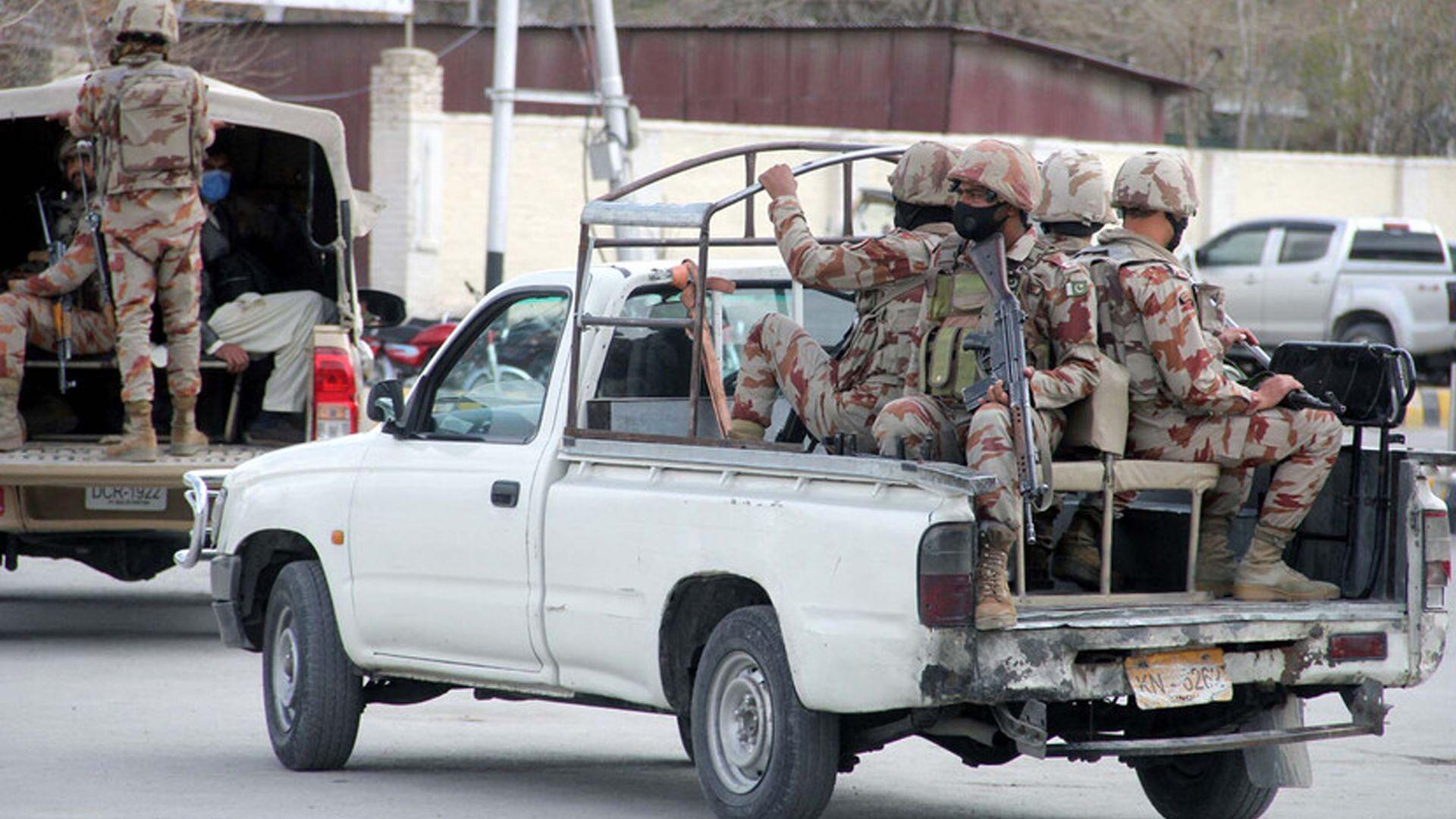 سوپای پاکستان: زیاتر لە 30 چەکداری نەناسراومان لەسنوری ئەفغانستان کوشتووە