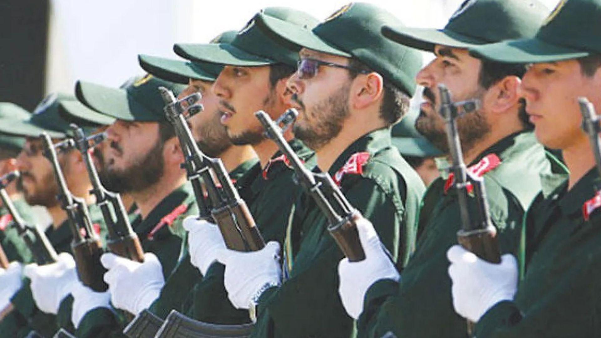 سوپای پاسداران هەڕەشەكانی بۆسەر هێزەكانی ئەمریكا توند دەكاتەوە