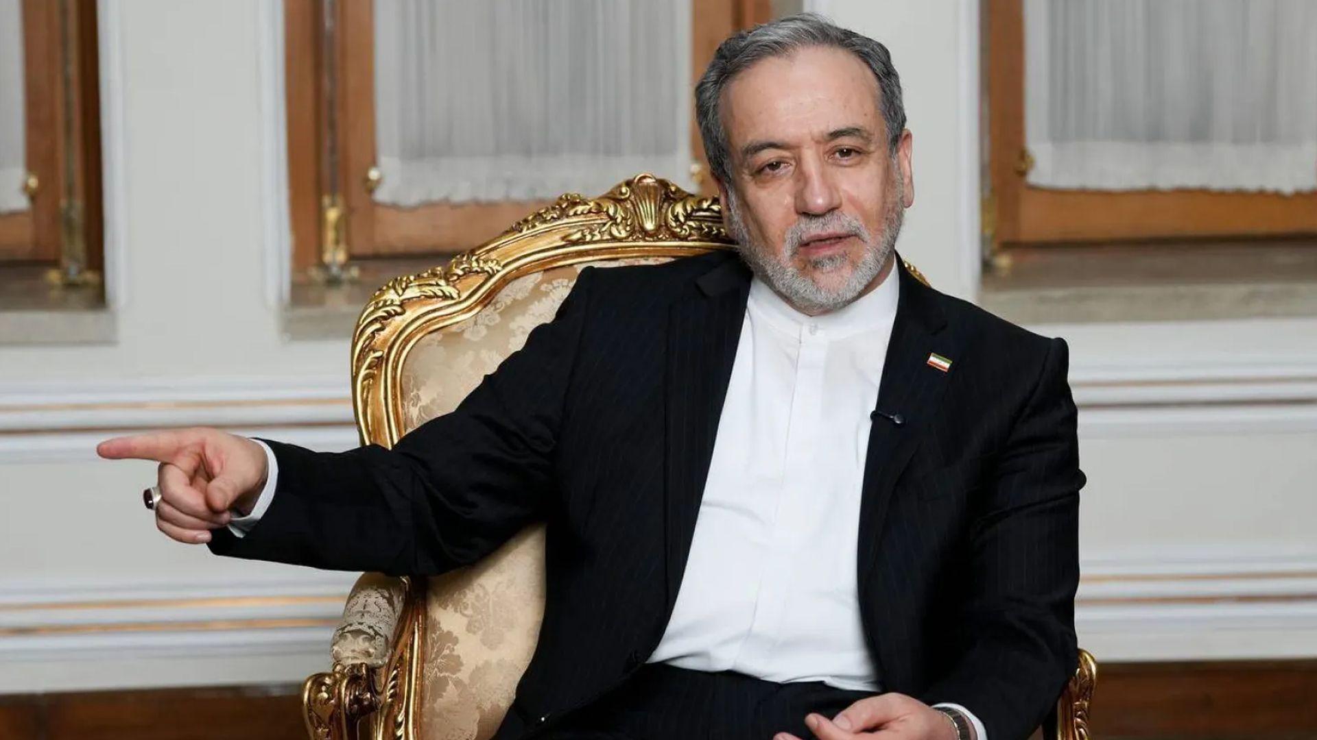 عراقچی بۆ  وەزیری دەرەوەی فەرەنسا: فرمێسکی تیمساح بۆ ئێران مەڕێژە