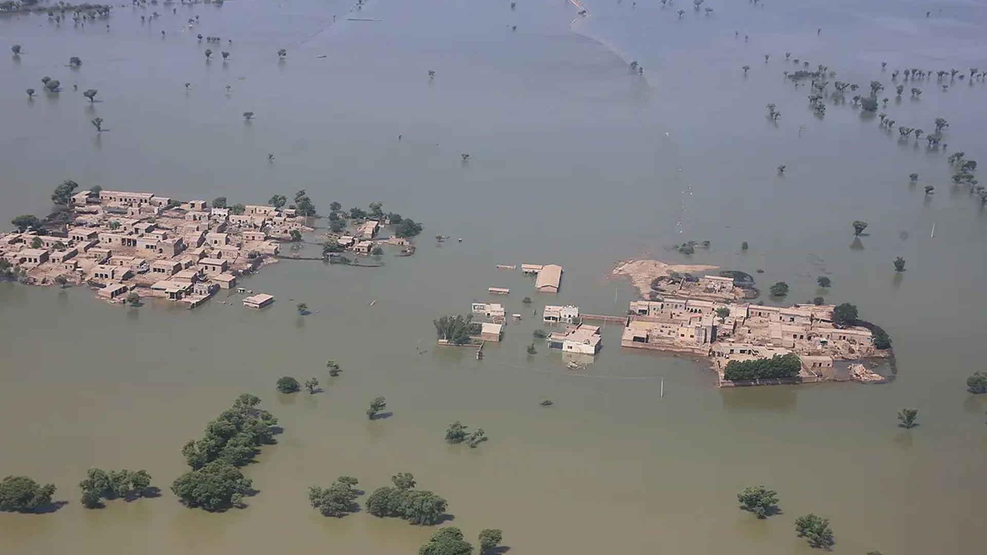 لەماوەی 24 کاتژمێری رابردوودا لە پاکستان زیاتر لە 170 کەس بەهۆی لافاوەوە گیانیان لەدەستداوە