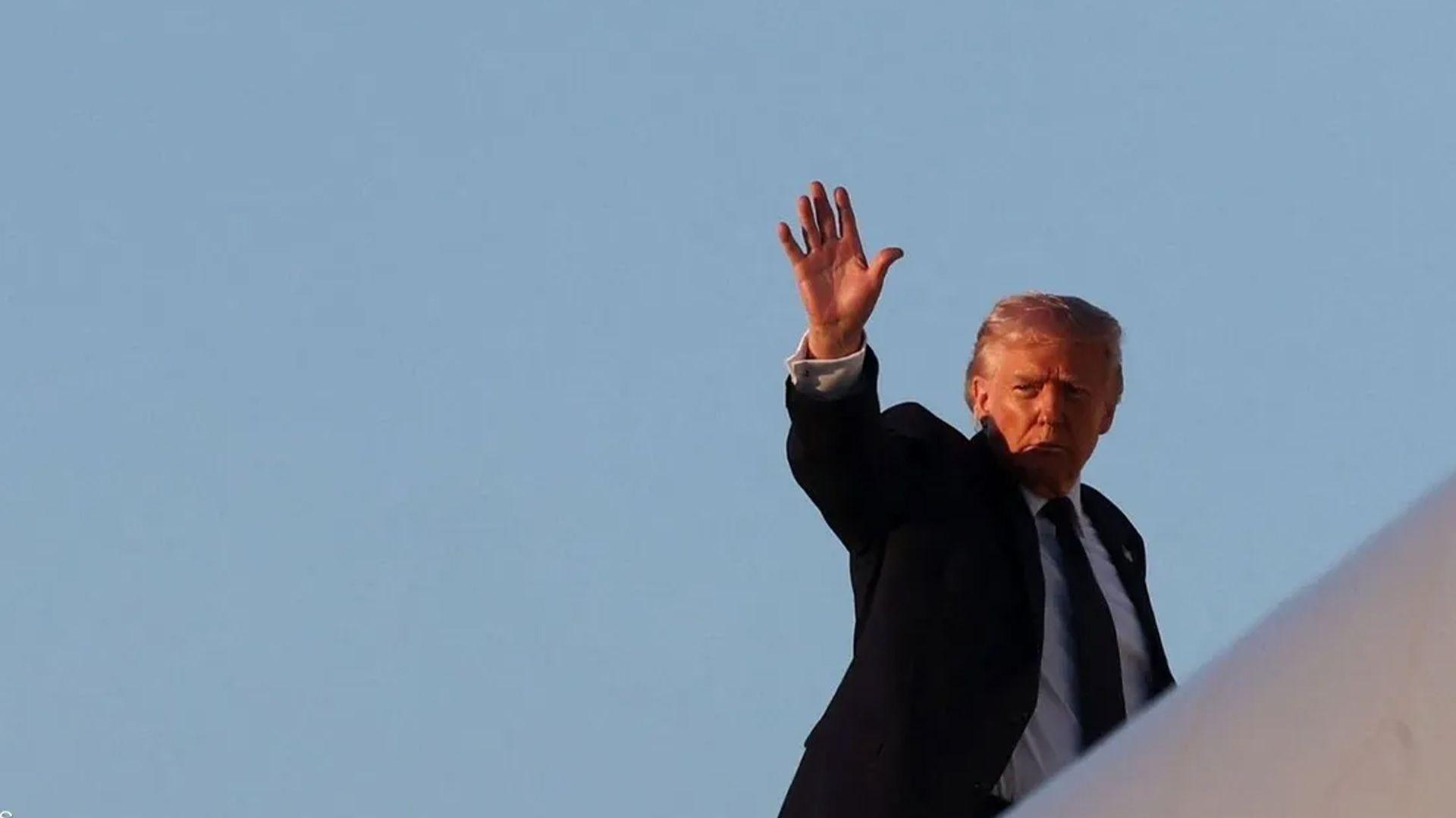  وۆڵ ستریت جۆرناڵ: راوێژكارەكانی دەیانەوێت ترەمپ رازی بكەن لە شەڕی ئێران بكشێتەوە